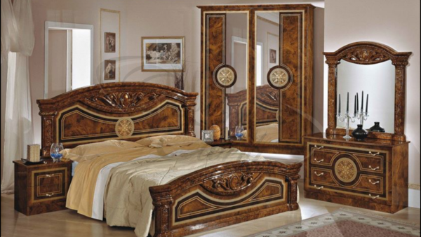 New Roma High Glossy Italian Bedroom Set Black/Gold Topline Mobili - Image 3